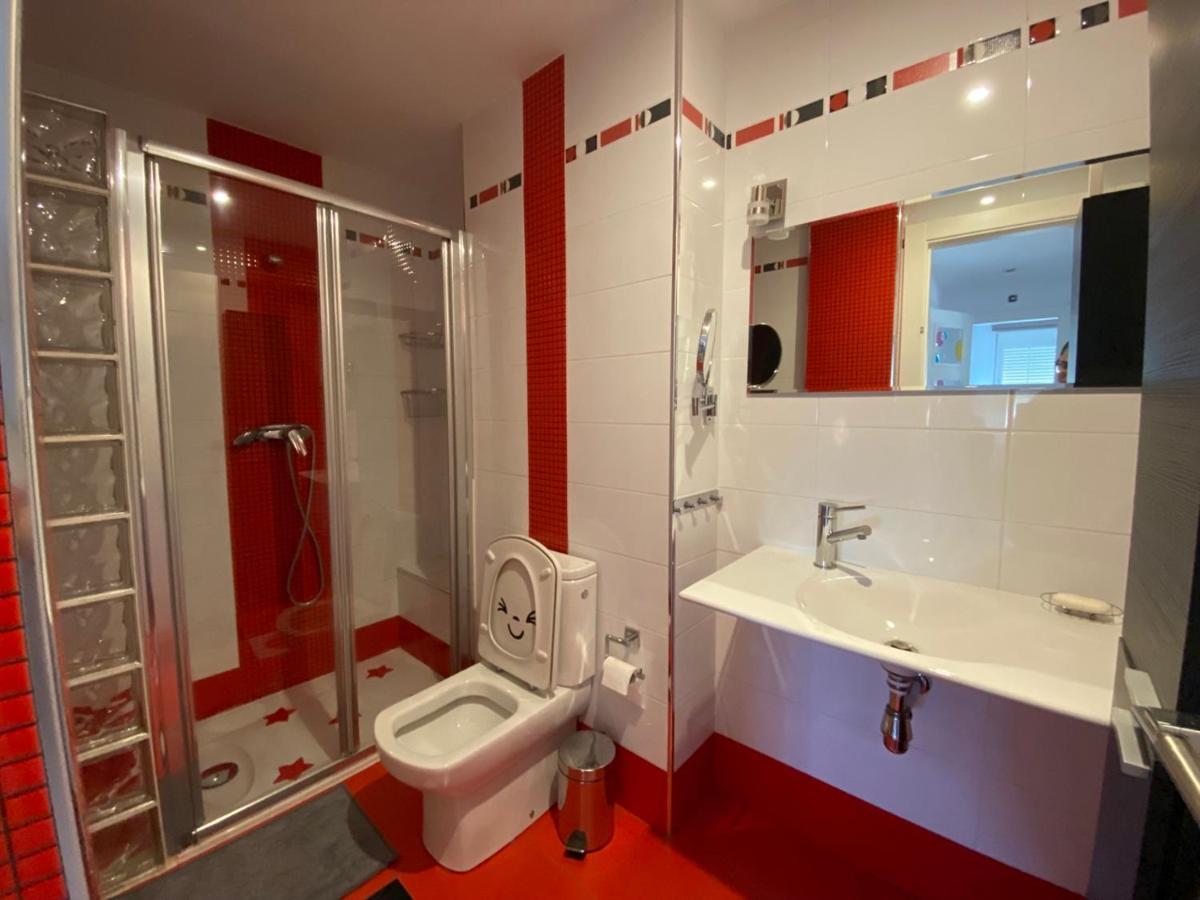 Apartamento Familiar Alhambra グラナダ エクステリア 写真